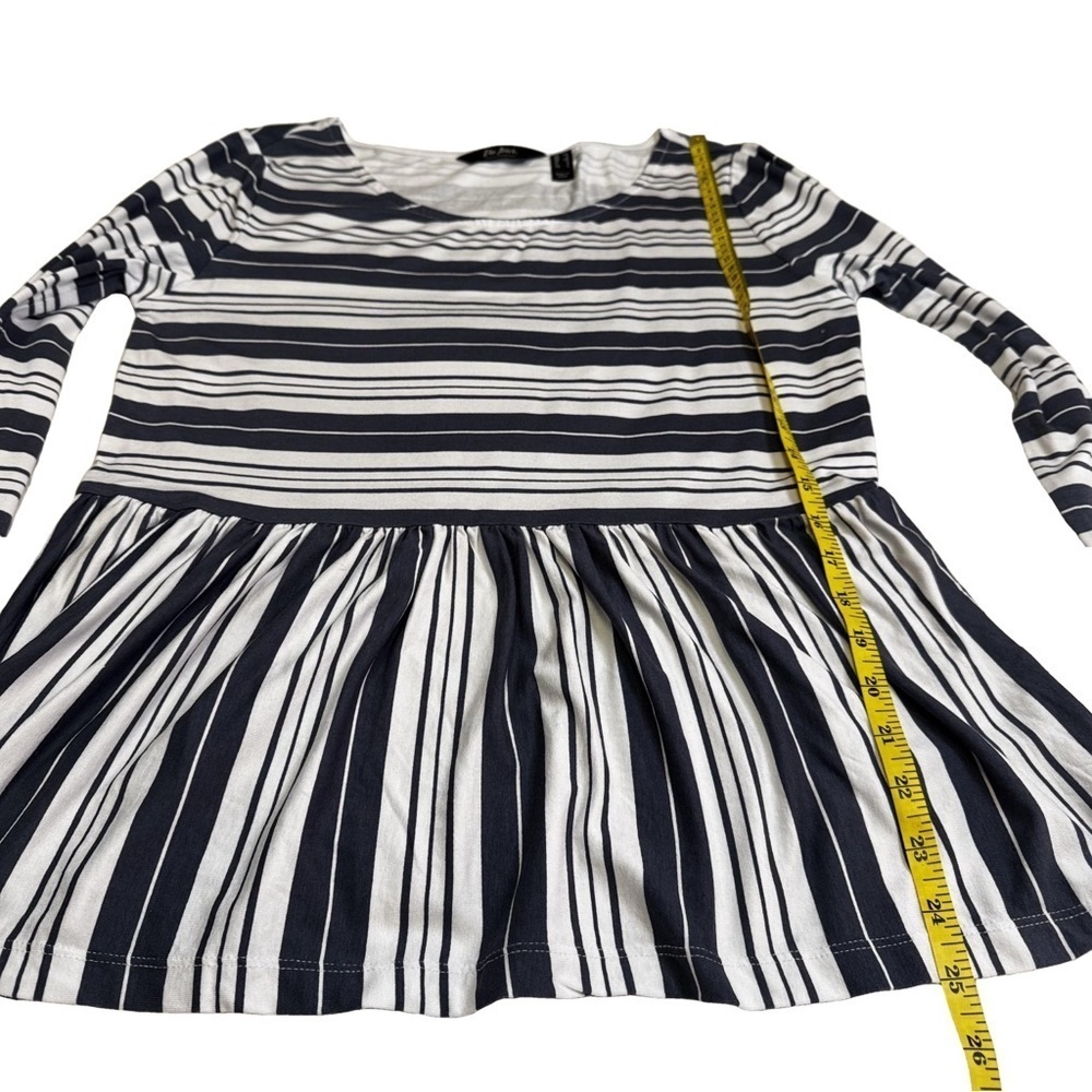 Du Jour Striped Peplum Top Size XS Navy Blue and White Has some Stretch NWOT - Picture 10 of 12
